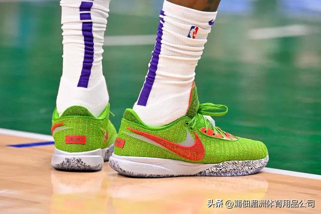 籃球鞋排名名牌籃球鞋排名前十名插圖3