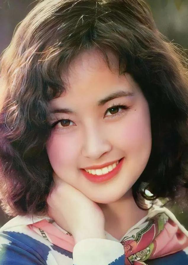 劉曉慶簡歷個人資料劉曉慶的個人資料簡介插圖2