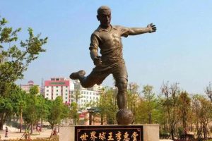 李惠堂李惠堂個人資料簡介