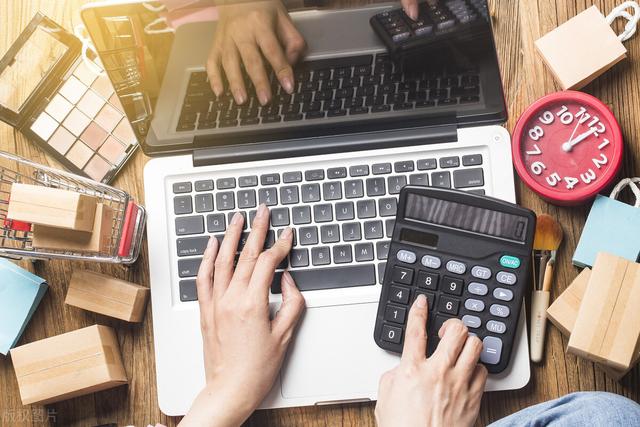 唯品會(huì)假鞋名單唯品會(huì)鞋子真假插圖