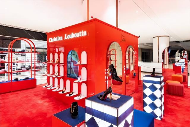 武漢恒隆廣場(chǎng)武漢恒隆廣場(chǎng)停車場(chǎng)收費(fèi)標(biāo)準(zhǔn)插圖1