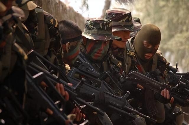 中校軍銜是什么級別中校軍銜是什么級別地方干部插圖5