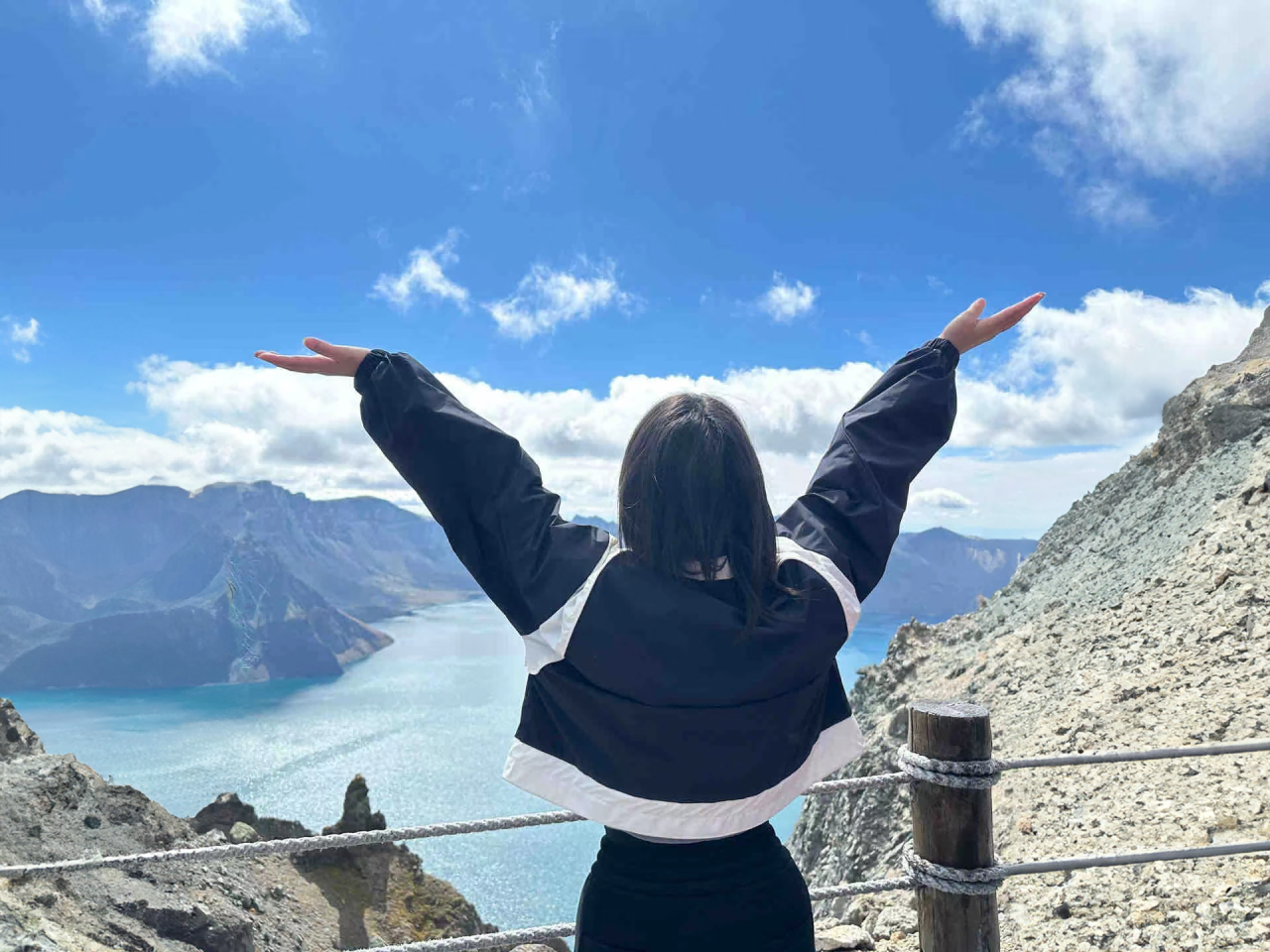 全網(wǎng)首發(fā),小紅書藍(lán)海項(xiàng)目,路人消失術(shù),實(shí)測(cè)一天300 (教程 工具)插圖2 全網(wǎng)首發(fā),小紅書藍(lán)海項(xiàng)目,路人消失術(shù),實(shí)測(cè)一天300 (教程 工具)插圖2